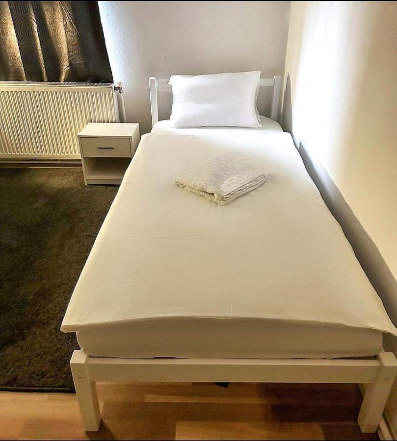 Adelin Vienna Hostel Екстериор снимка