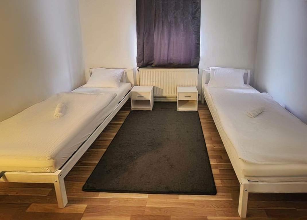 Adelin Vienna Hostel Екстериор снимка